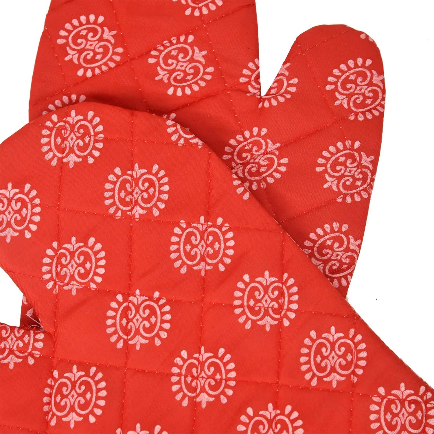 Kuber Industries Oven Mitts | Polyester Microwave Oven Gloves | Printed Hanging Loop Kitchen Oven Gloves | Heat Resistant Gloves for Kitchen | 1 Pair | Red